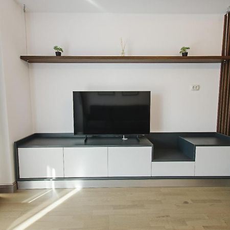 יאשי Himson-Brown Apartment מראה חיצוני תמונה